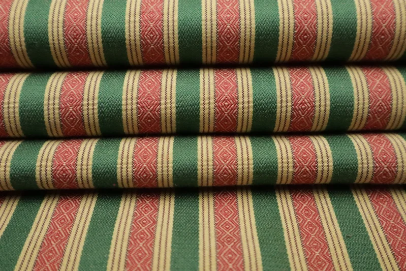 Möbelstoff Polsterstoff Luxus Bezugsstoff Hochwertiger Designer luxuriös Vintage Dekostoff für Sofa Eckbank Couch Stuhl Premium Modern Edel Soft Elegant gestreift Antikrot Tannengrün Dunkelbeige